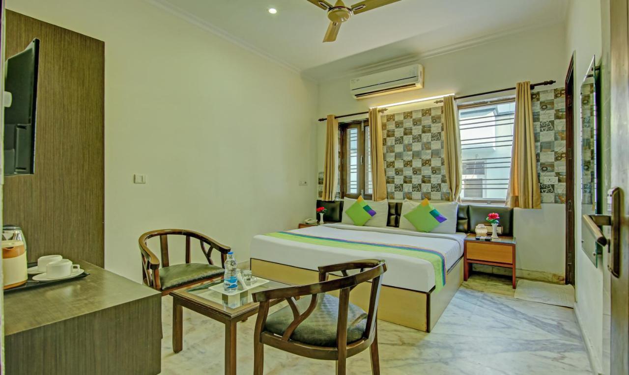 Itsy Hotels Swastika Inn Sector 26 Noida Eksteriør billede